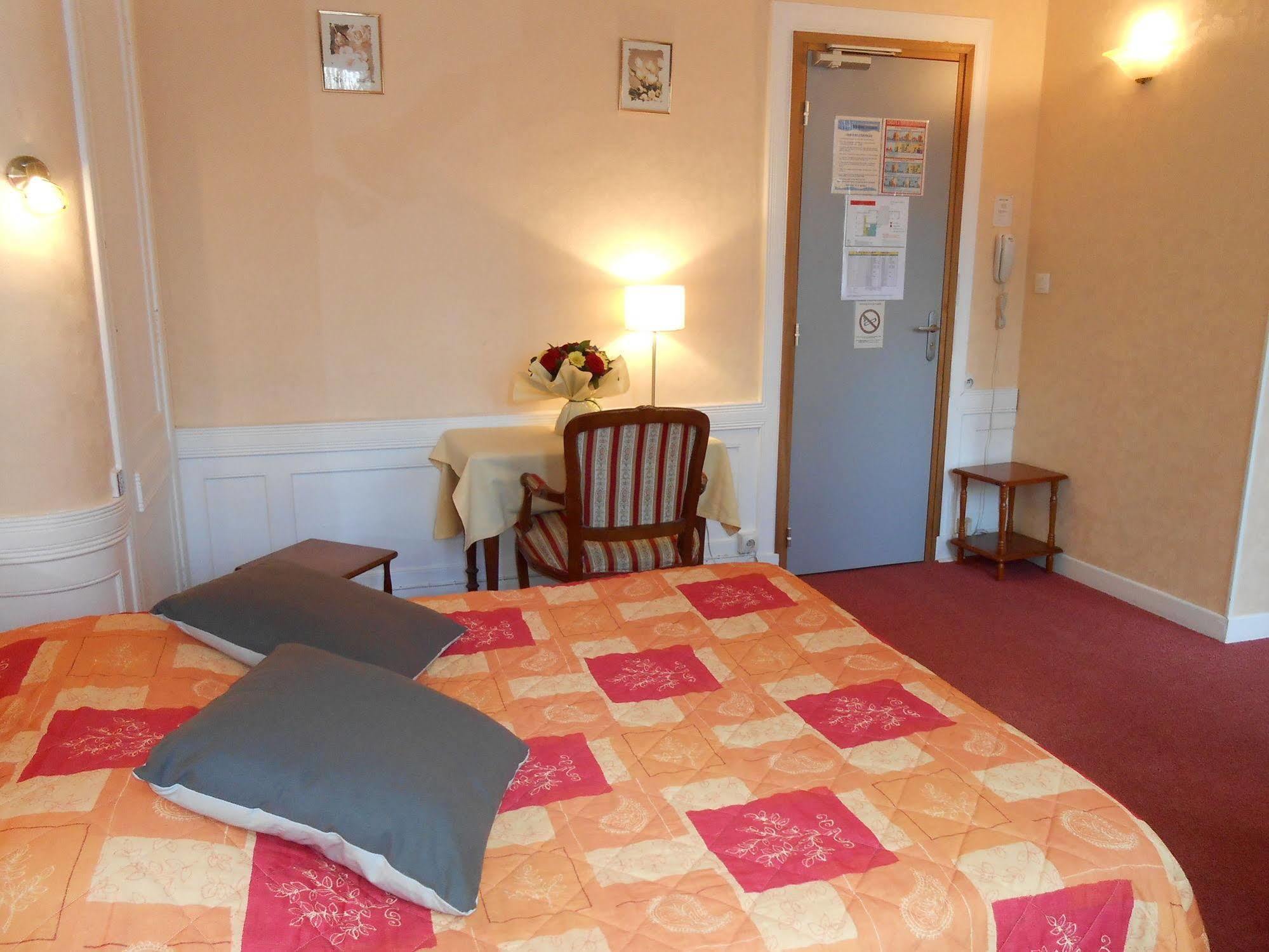 Hotel De La Gare Cherbourg-en-Cotentin Exteriér fotografie